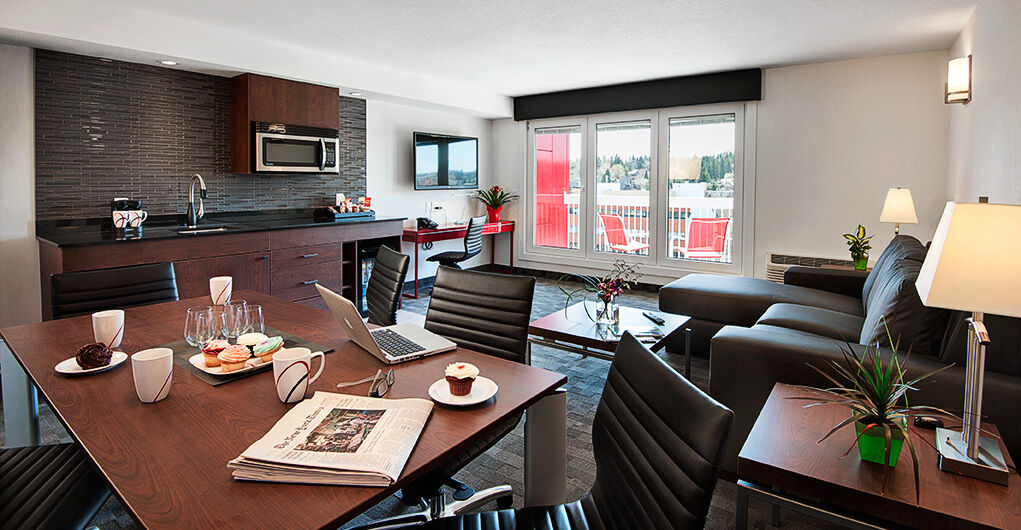 Hotel Elan YYC Esterno foto